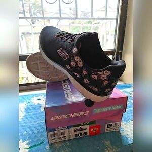 Sketchers Memory Foam Women Wide Fit